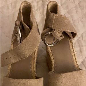 COPY - Marc Fisher Jute wedges Taupe